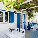 Апартаменты Myconian Little Venice Elite With Sea View